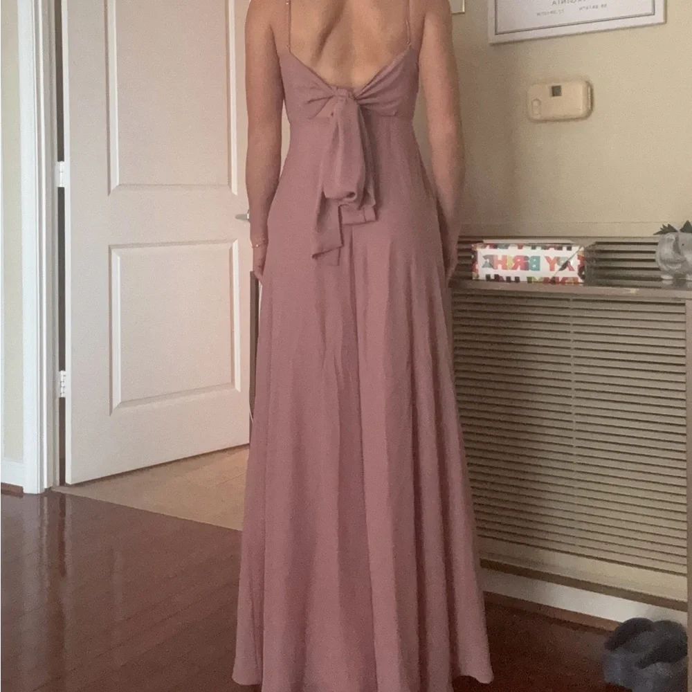 Elegant Pink Maxi Dress - Picture 2 of 3